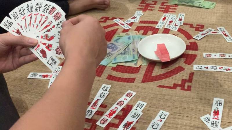 Hướng dẫn cách chơi bài chắn cho người mới
