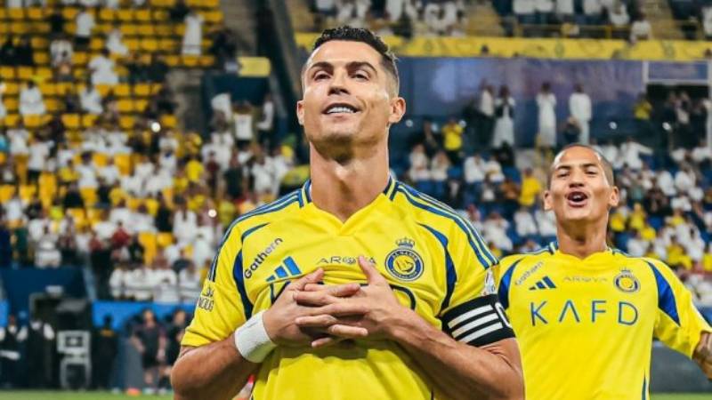 legend Cristiano Ronaldo